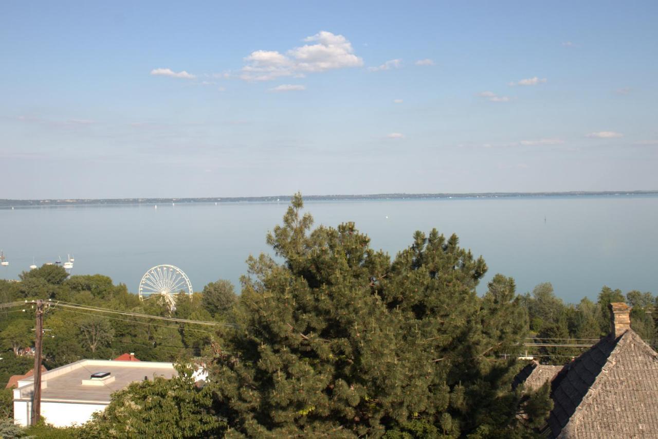 Gyoengyoem Apartman Balatonalmadi Luaran gambar
