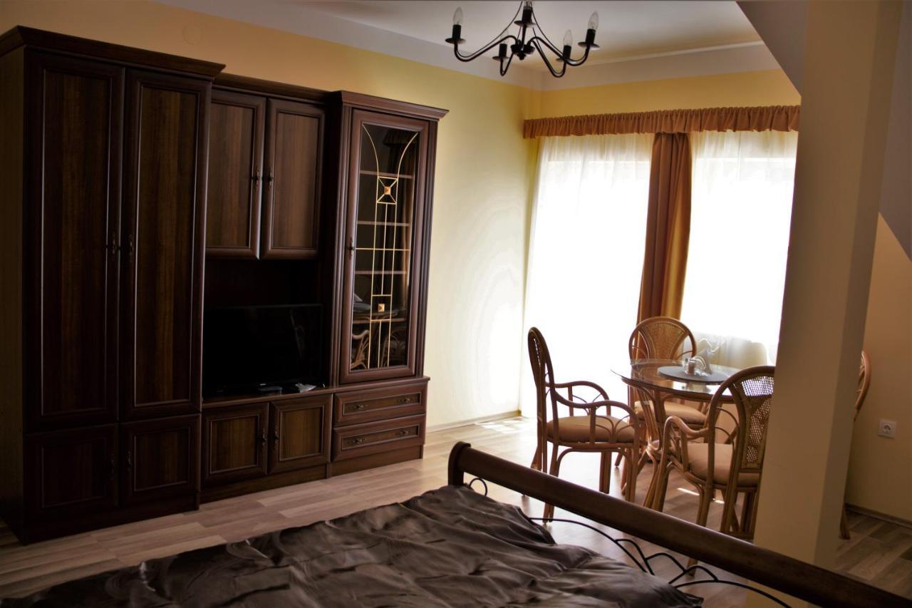 Gyoengyoem Apartman Balatonalmadi Luaran gambar
